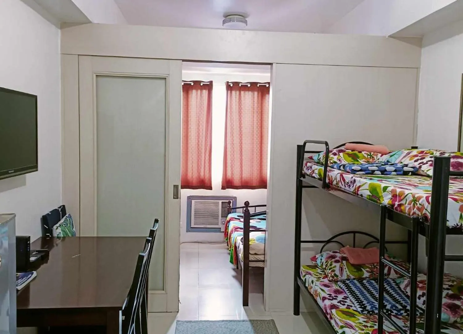Apartment 2 Bedroom Just Accross Moa And Smx By Jam Ez Manila